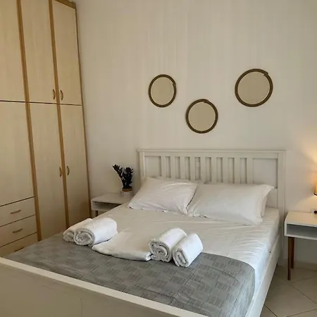 Novem Apartment Naxos City