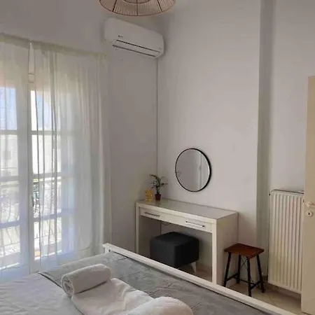 Novem Apartman Naxos City