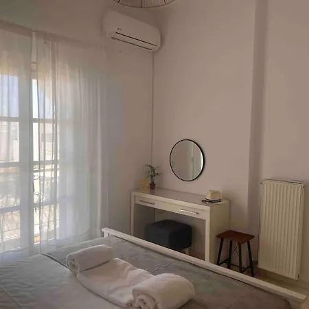 Novem Apartman Naxos City